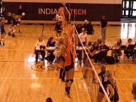 Warriors in action in the Liz Lykowski Memorial Tournament